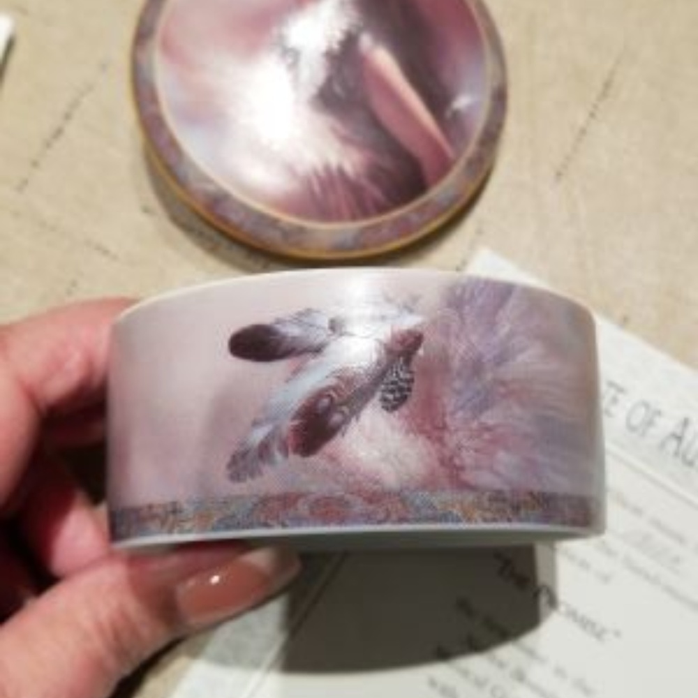 'The Promise' Music Box - Picture 2 of 4